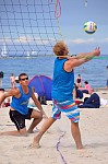 
Gre: 466 x 700, 96396 Byte
Urheber: active beach e.V. (Jini)