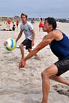 
Gre: 467 x 700, 125534 Byte
Urheber: active beach e.V. (Jini)