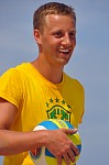 
Gre: 465 x 700, 64444 Byte
Urheber: active beach e.V. (Jini)