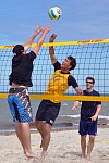
Gre: 468 x 700, 109172 Byte
Urheber: active beach e.V. (Jini)