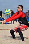 
Gre: 465 x 700, 91993 Byte
Urheber: active beach e.V. (Jini)