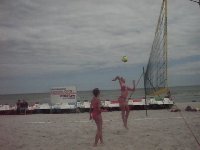 ???
Gre: 640 x 480, 35585 Byte
Urheber: active beach e.V.