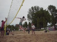 Henning Schwarz beim Angriff
Gre: 640 x 480, 57064 Byte
Urheber: active beach e.V.