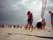 ... und dann hemmungslos
Gre: 640 x 480, 54379 Byte
Urheber: active beach e.V.