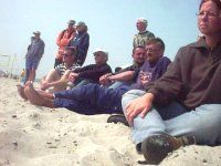 Zuschauer (Tricks fr den Mumien-Cup abgucken)
Gre: 640 x 480, 56461 Byte
Urheber: active beach e.V.