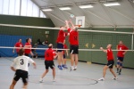 Abklatschen mit dem Gegner. Macht man das nicht nach dem Spiel?!