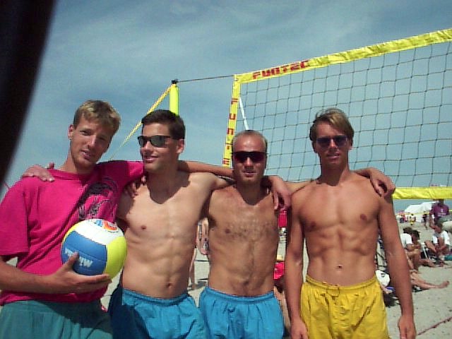 VMV-Bildergalerie: Na Mdels? Wer wird "king of the beach"?